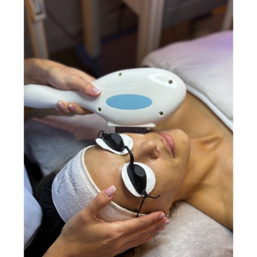 BIOLUMINISCENCIA FACIAL