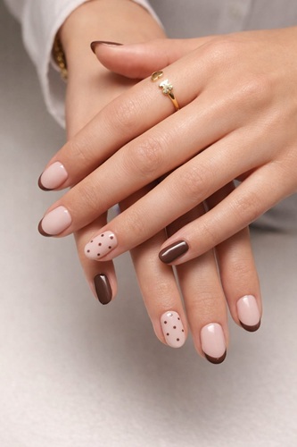 MANICURA