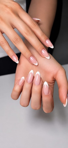 MANICURA